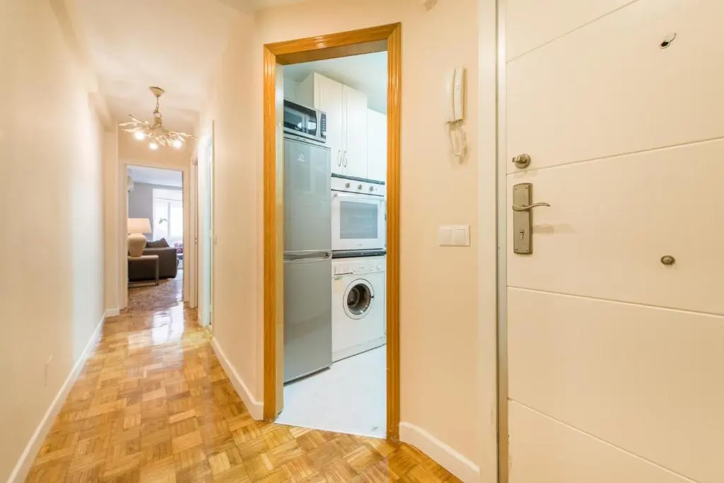 For You Rentals Madrid Rio apartment MAZ10