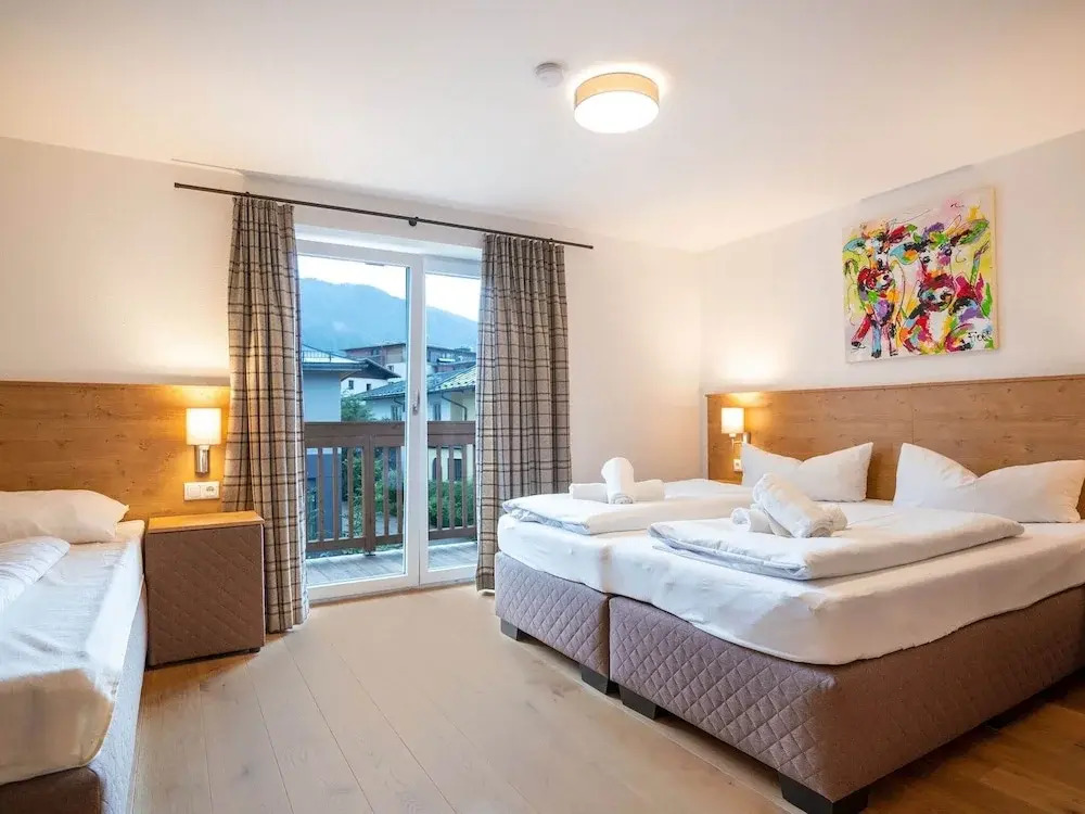 Chalet in Zell am See near Ski Slopes
