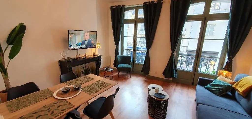 Les balcons de Dieppe - appartement 1ER étage - certifié 3 étoiles au cœur de la rue piétonne