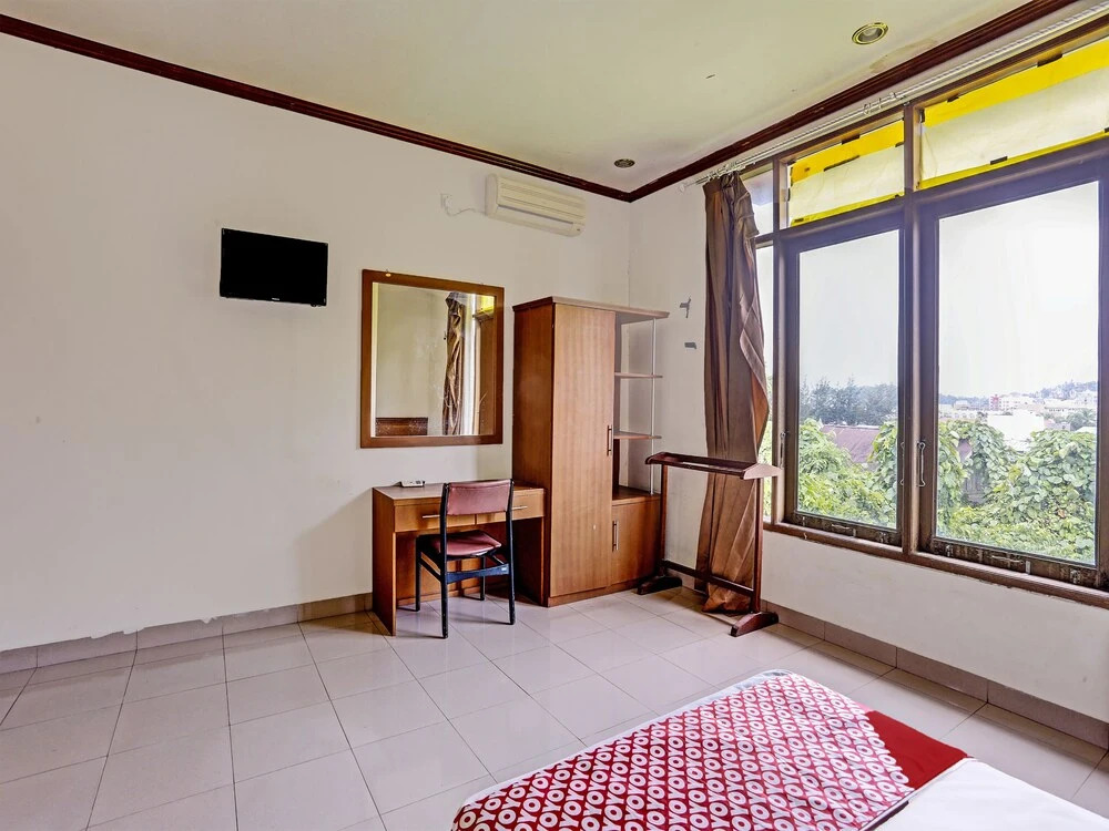 OYO 91862 Hotel Hayani