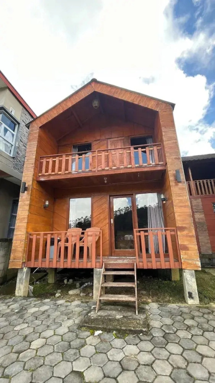 Quen\z Cabin