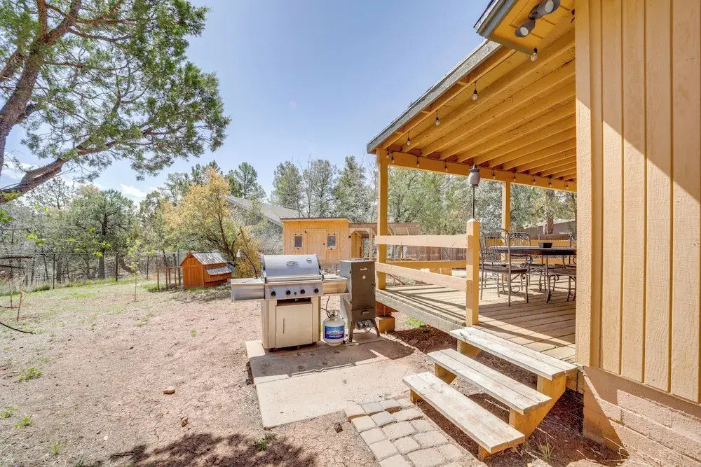 Outdoor Entertainment Spaces: Remote Pine Home!