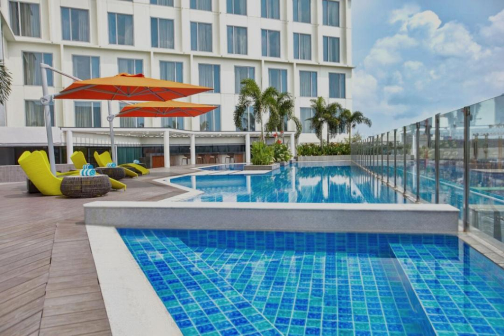 MCollection - City Getaway in the Heart of Entertainment City