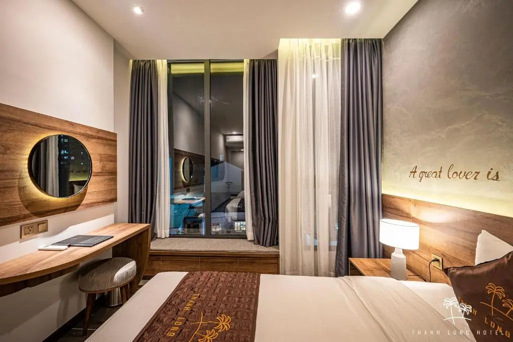 Thanh Long Hotel - Bach Dang