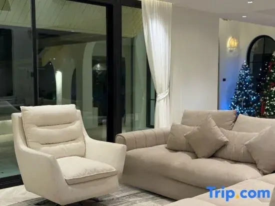 Serene House