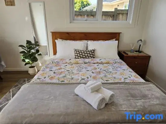 Private Studio Sleepout in Auckland's Convenient Location