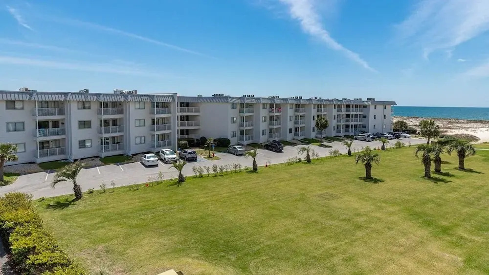 Royal Gulf Beach & Racquet Club 5217 3 Bedroom Condo