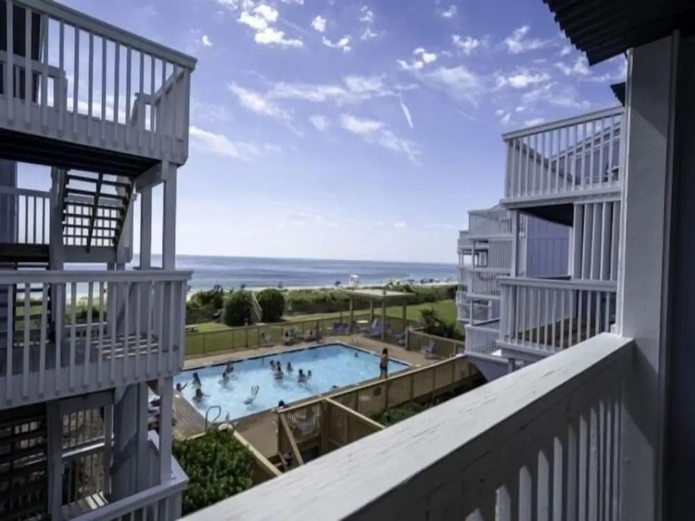 Pura Vida Pure Life - Expansive Views Of The Ocean And Wide Sandy Beach 1 Bedroom Condo by RedAwning