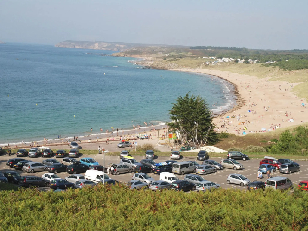 Comfortable holiday home in Brittany near the sea