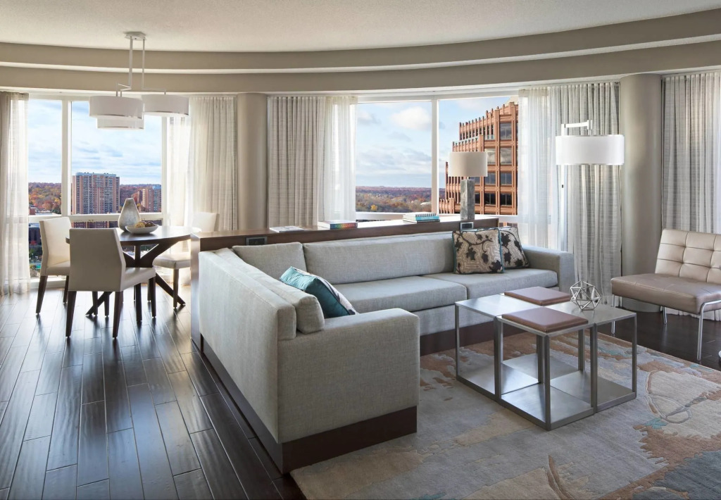 Kansas City Marriott Country Club Plaza