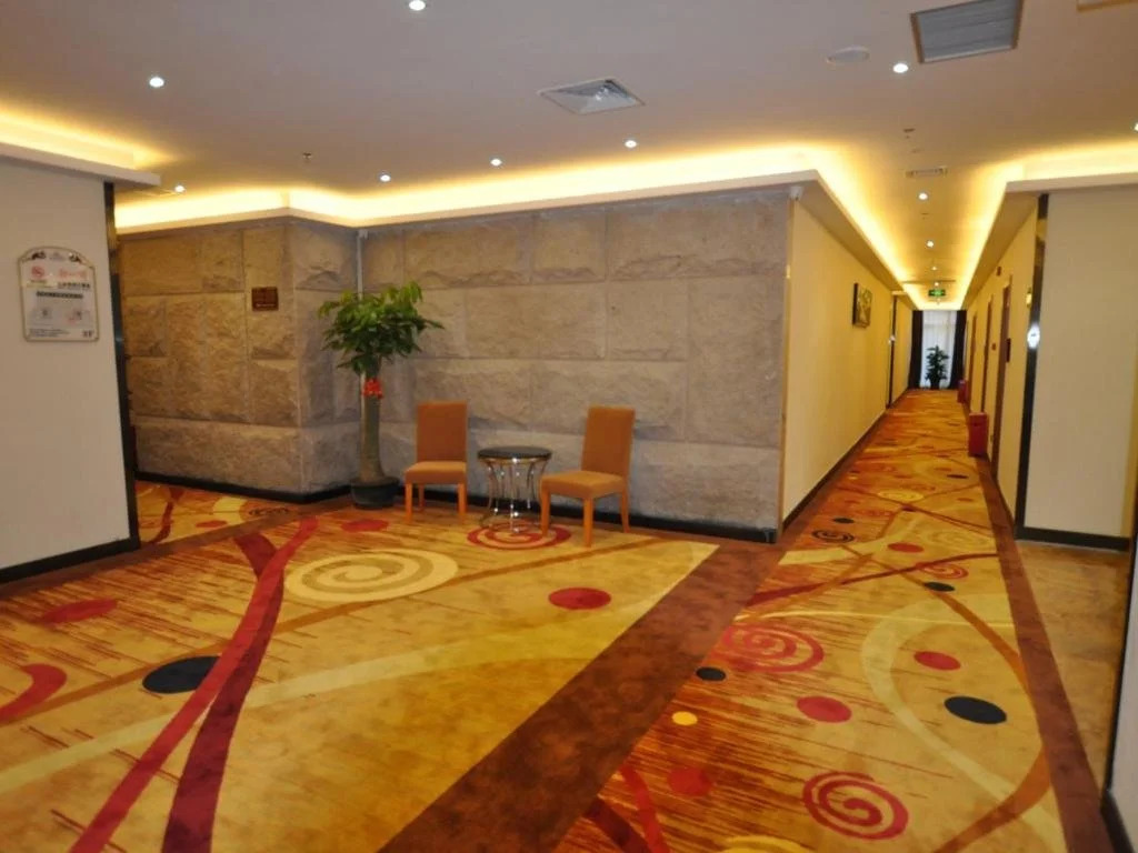 Hongchang Business Hotel
