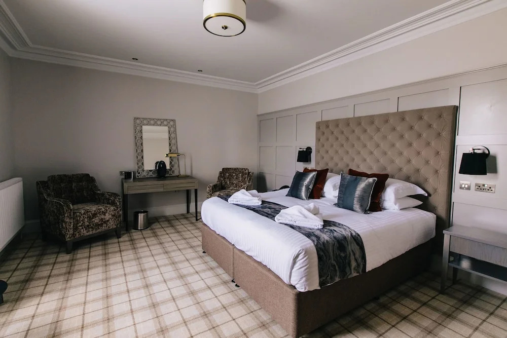 The Seafield Arms Hotel Cullen - Self Catering