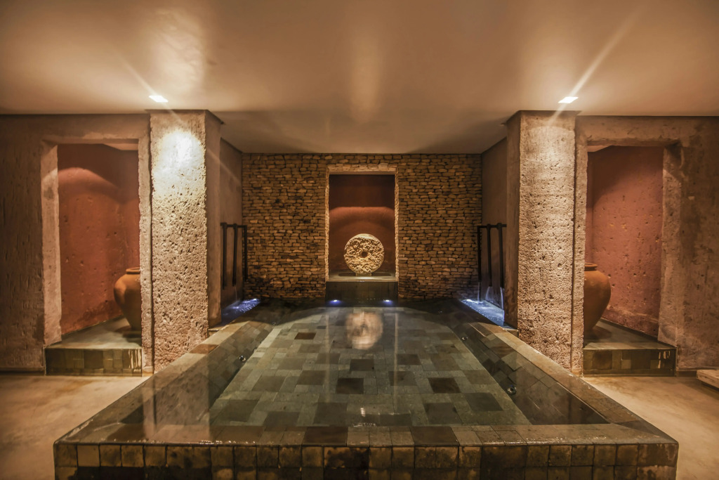 Kenoa Exclusive Beach Spa & Resort