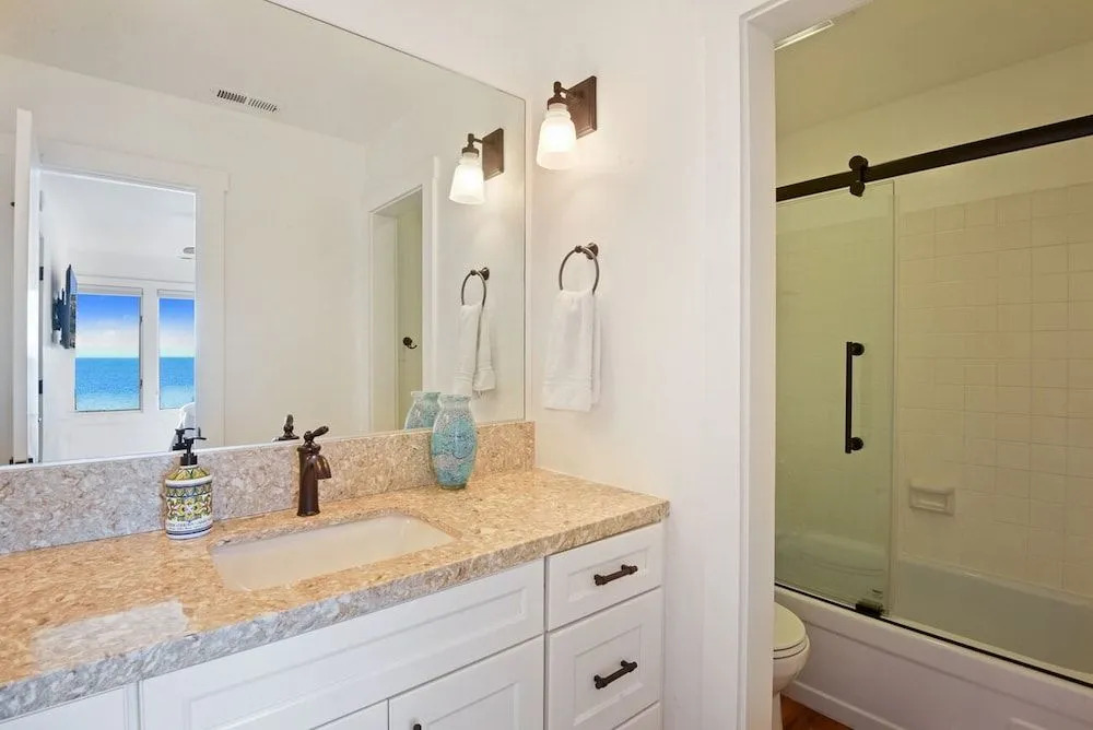 Lakeshore Terrace Delight