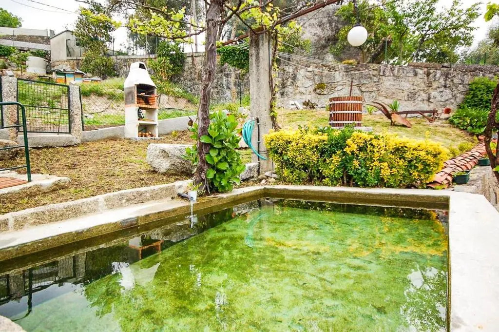 Casa da Ramada - Water SPA Tank with running natural spring water - by Bedzy