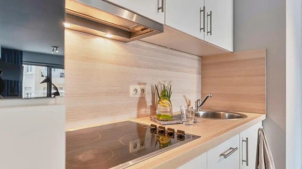 Flat by the Seaside With Stunning Ocean Views