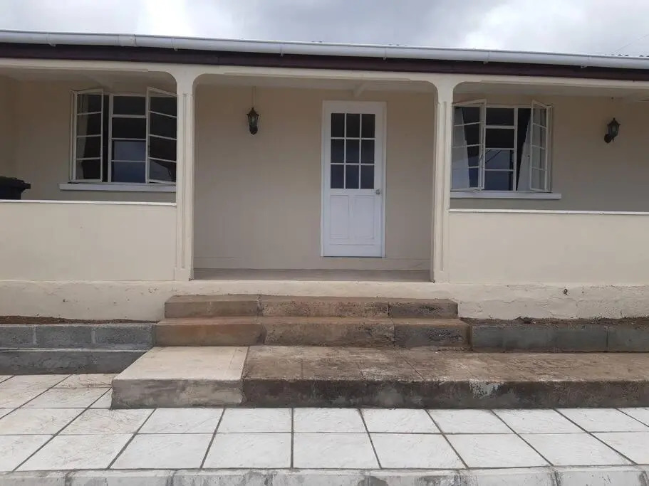 Simon's Place is a 3 bedroom bungalow in H.T.H