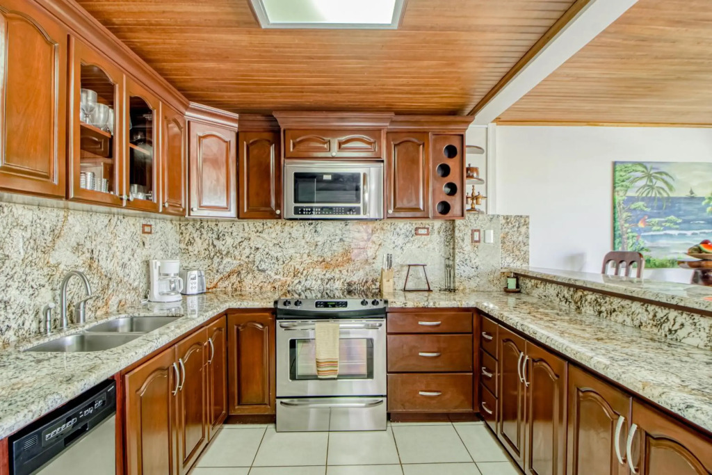 Flamingo Marina Resort 413