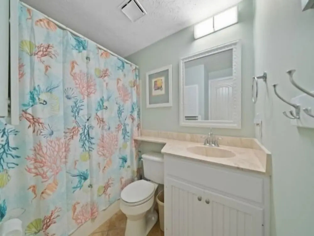 Turtle Cove 2 Bedroom Condo by RedAwning