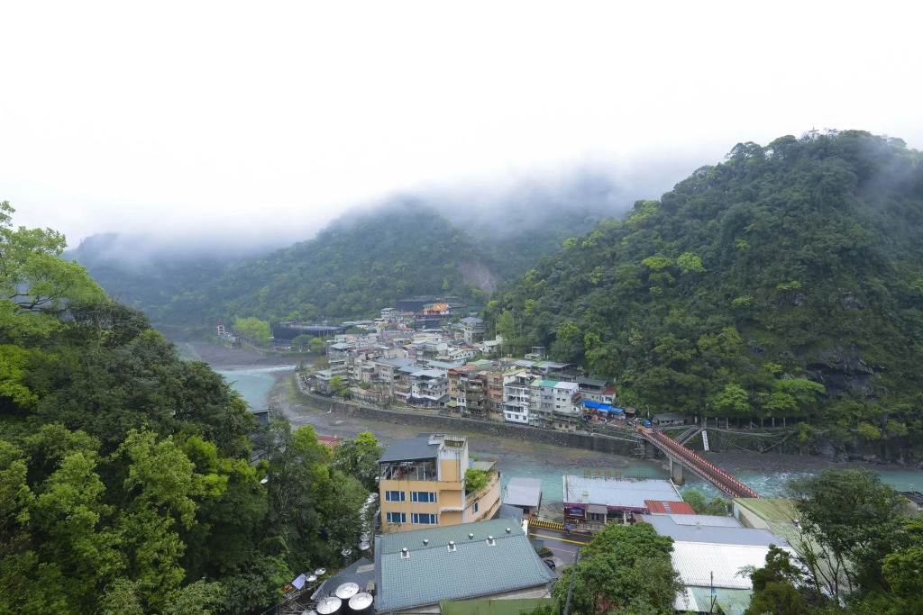 Wulai Town House