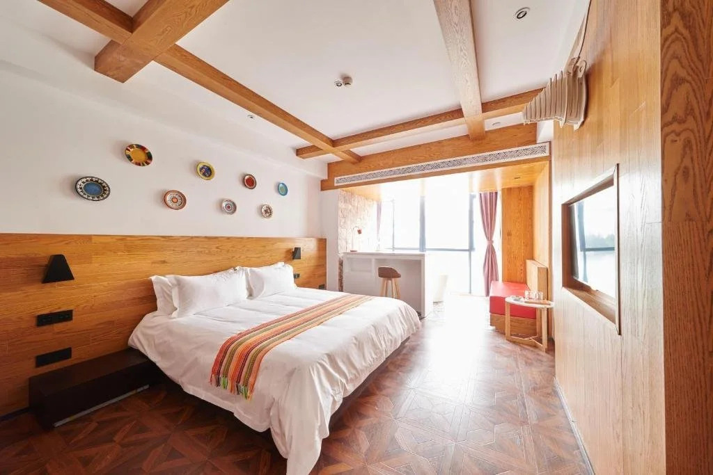 Aizhu Boutique Theme Hotel