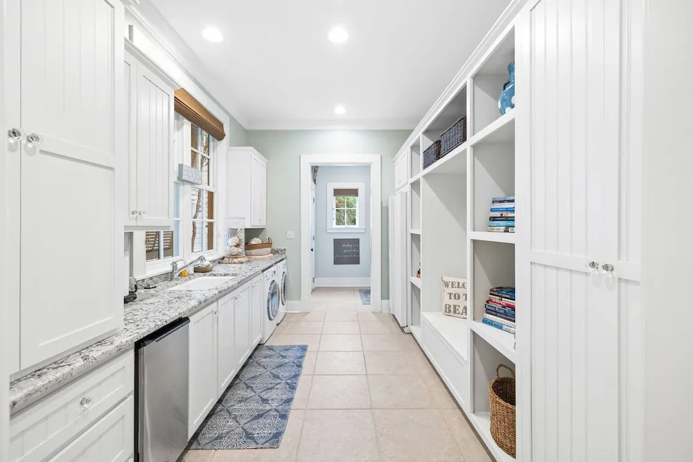 Golf Cart + Close To Beach Club In Watercolor! 5 Bedroom Home by RedAwning
