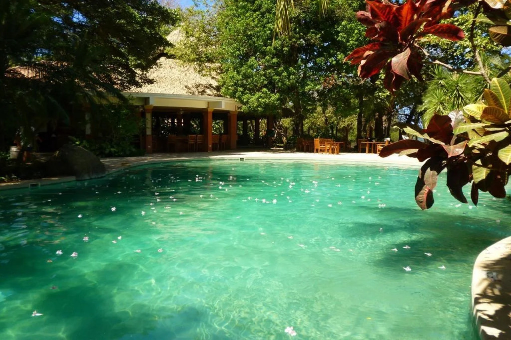 Capitán Suizo Beachfront Boutique Hotel