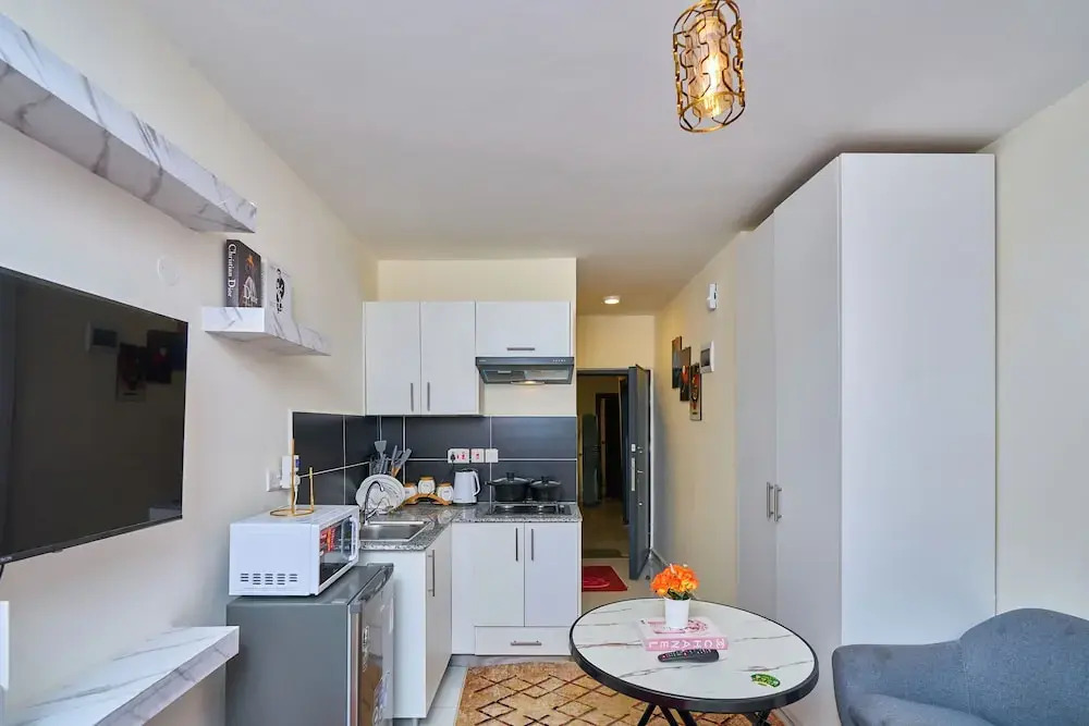 Luxore Apartments