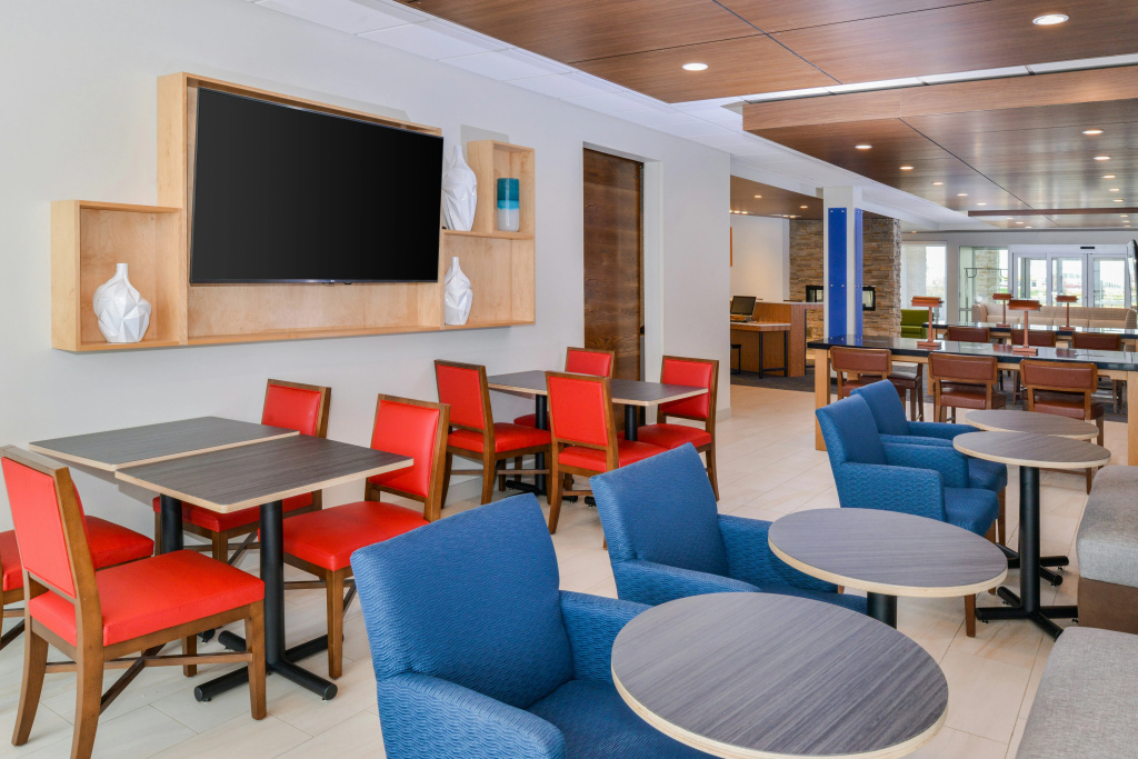 Holiday Inn Express & Suites - Ogallala by IHG