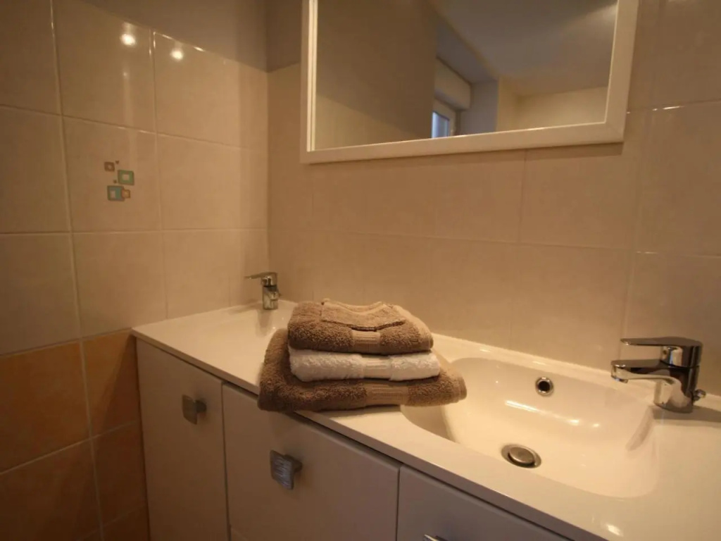 Gite Docelles, 6 pièces, 11 personnes - FR-1-589-104