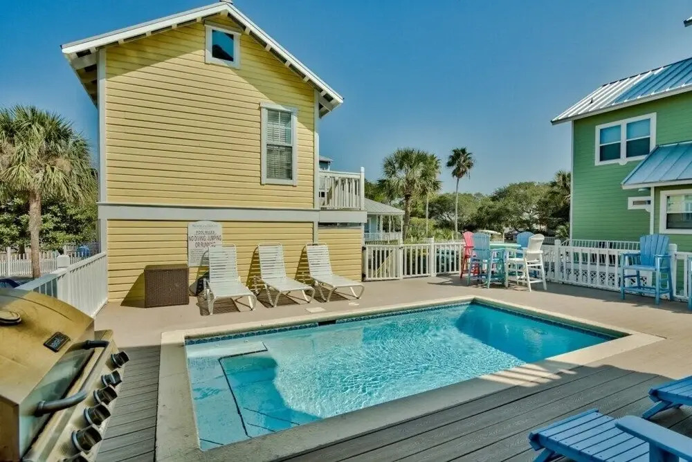 Crystal Oasis Across From Beach Heated Pool