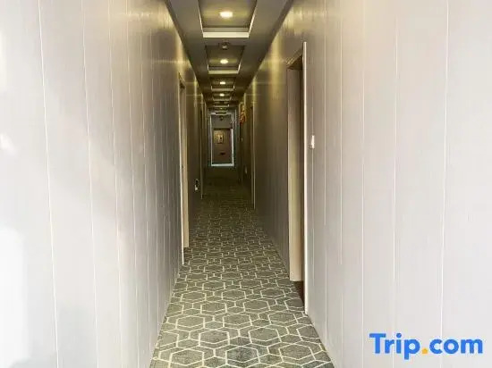 Jianyang Business Hotel (Dongying Dongcheng Wanda Plaza store)