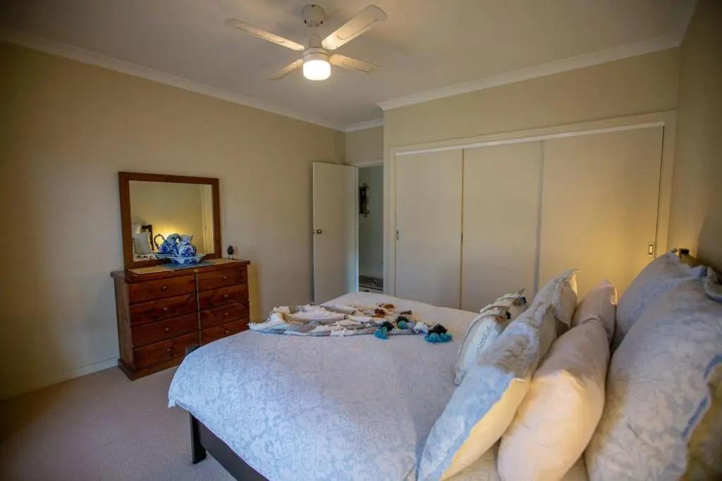 Paulas Place 8 Ti Tree Close Robe