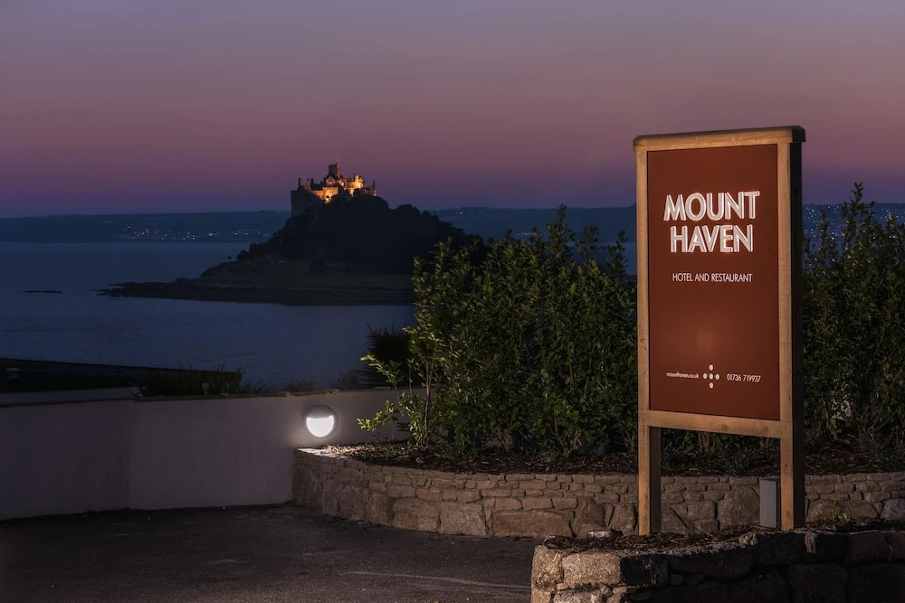 Mount Haven Hotel