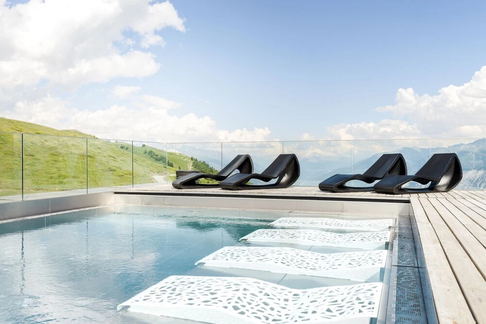 Chetzeron Mountain Hotel