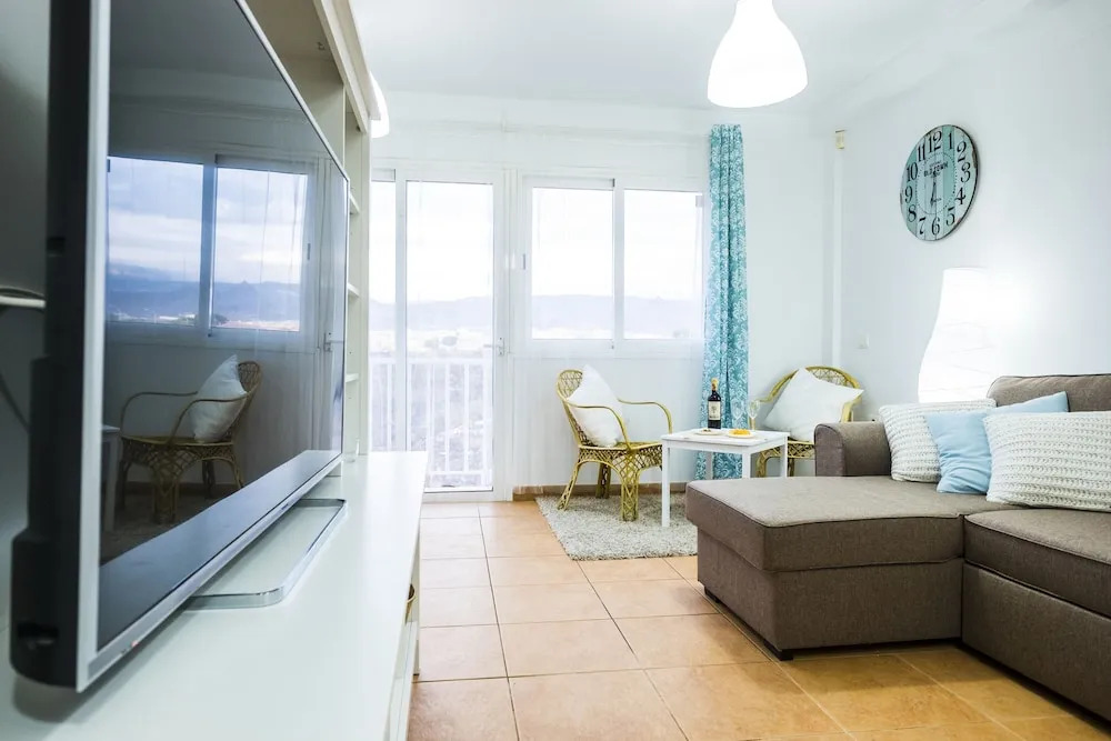 Italian Style 2 Bedrooms Apartment