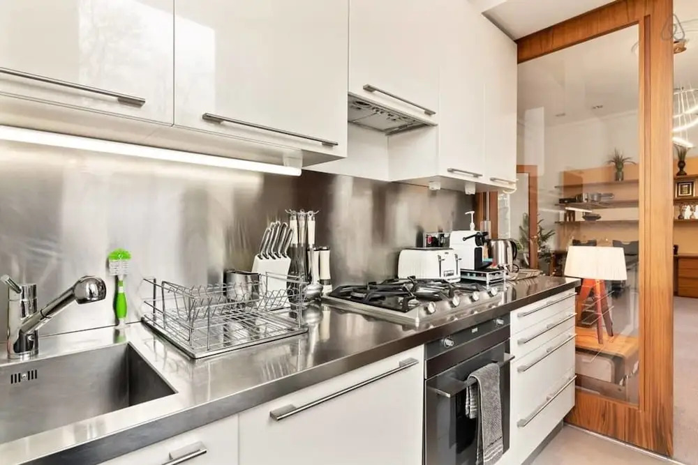 Spacious 2bed Flat in Earls Court, 7min to Tube