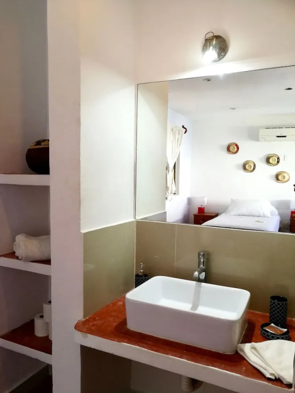 Amanecer y Mañana Private Room - Tulum Town
