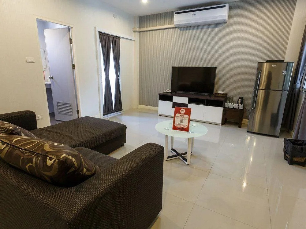 NIDA Rooms Changmoi 11 Prince