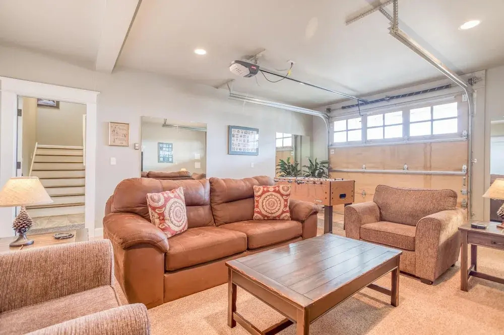 Stunning Ocean Views and Spacious Living - Gorgeous Coastal Retreat