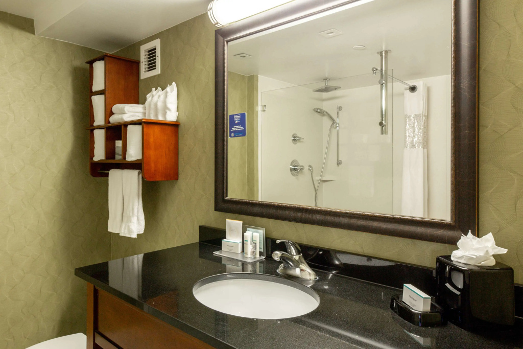Hampton Inn Winston-Salem Hanes Mall