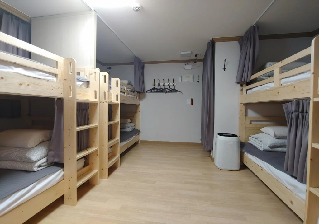Ys house