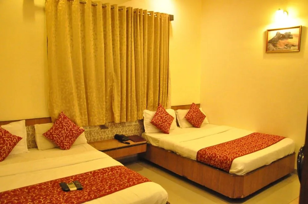 The Classic Rooms