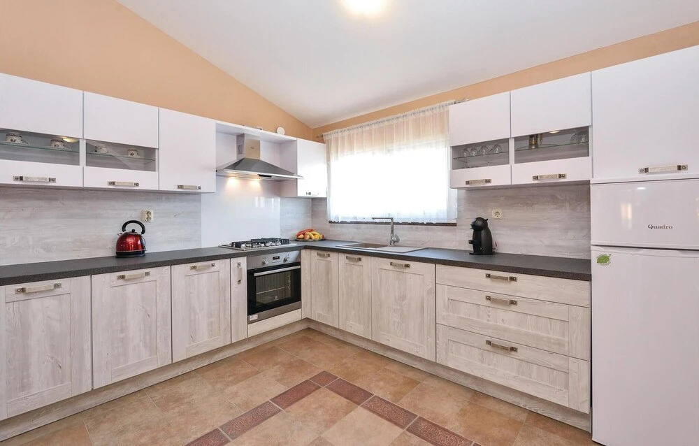 Beautiful Apartment in Zadar With 2 Bedrooms and Wifi