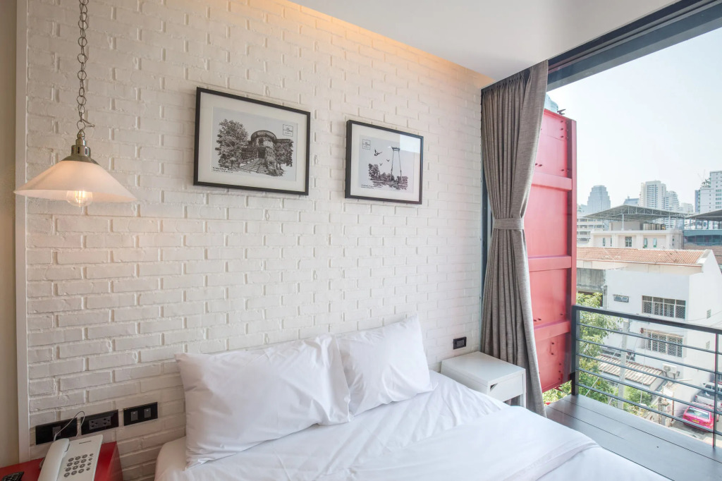 Sleep Box Hotel Sukhumvit 22
