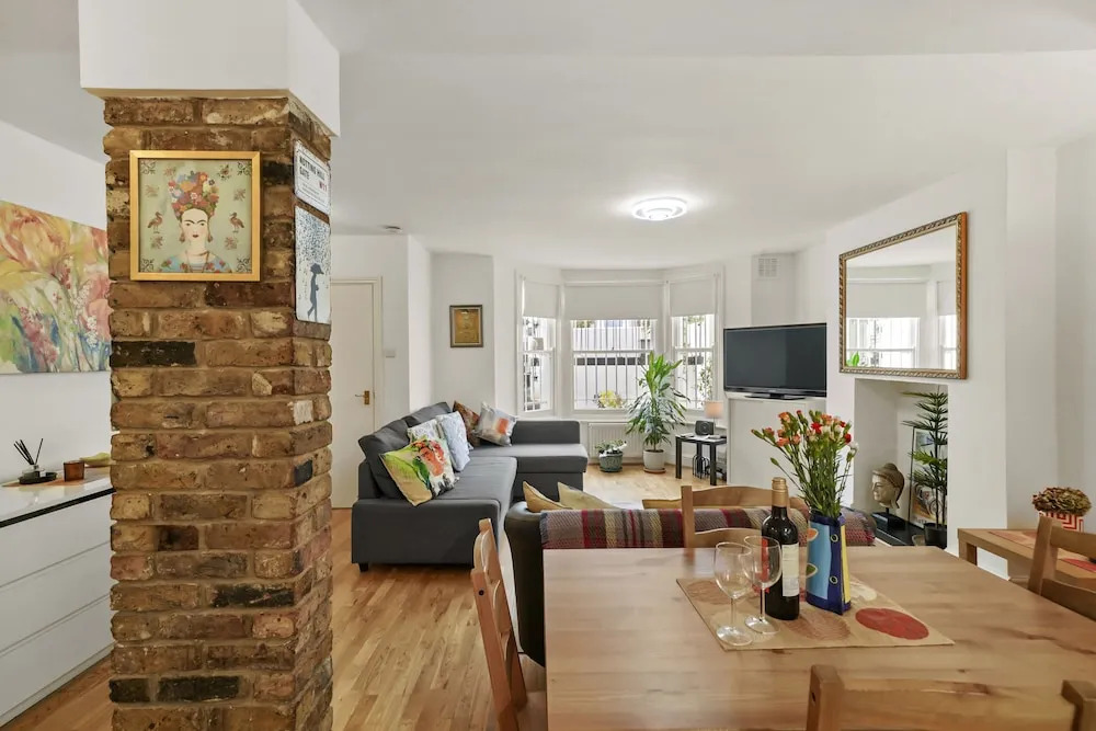 Stylish Central 2-bed Apartment With Pvt Garden