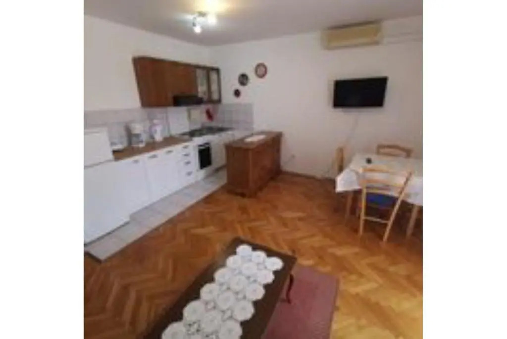 Apartment Nevenka 3 pax