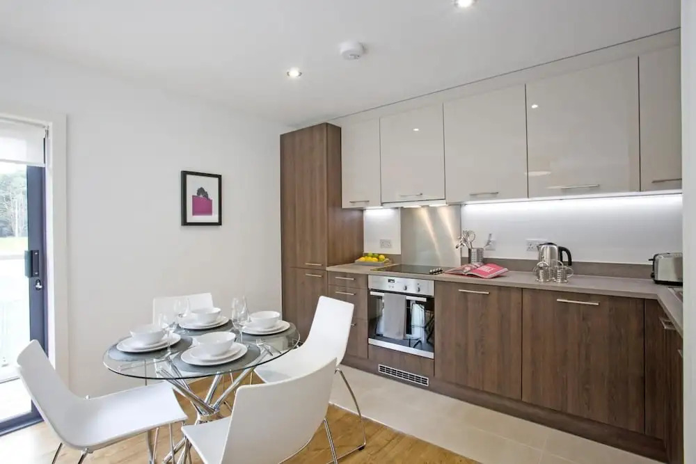 Great Aberdeen Apartment - Perfect for Business Travel!