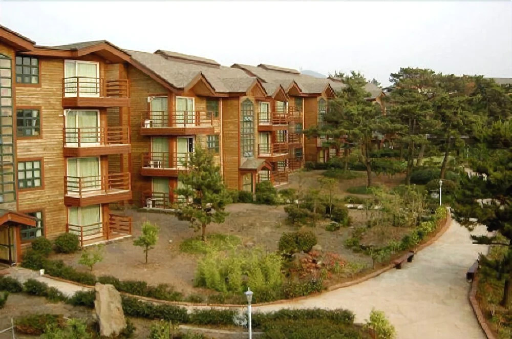 Jeju Kumgangsan Condo