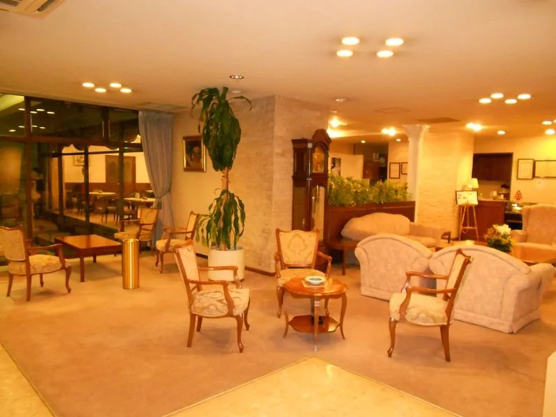 Green Plaza Hotel